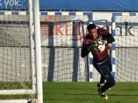 Trabzonspor'da kaleci Esteban kenti terk etti
