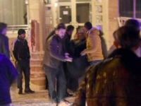 Genç kadın kendini doğalgaz borusuna astı