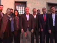 Bakan Çavuşoğlu dizi setini ziyaret etti