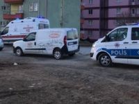 Birlikte yaşadığı kadını rehin aldı! Bir polisi şehit etti