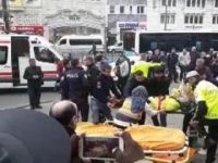 Beyazıt'ta halk otobüsü yayalara çarptı! Çok sayıda yaralı var