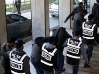 Mersin'de sendika binasına kumar operasyonu