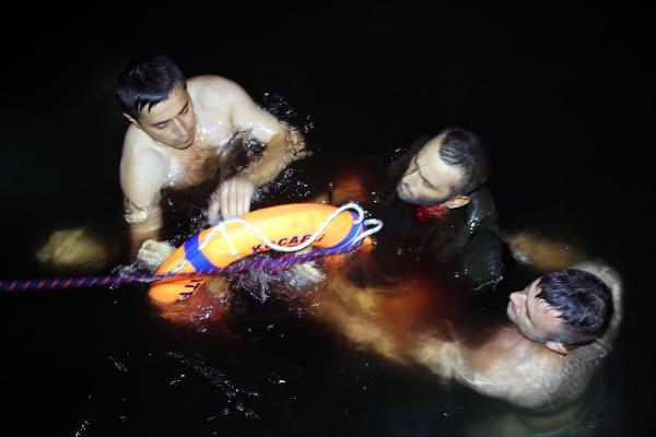 128eeea388f28630d44ffd87ac64346b.jpg 128eeea388f28630d44ffd87ac64346b.jpg