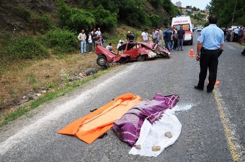 175 Metrelik Uçurumdan Düşerek Öldü