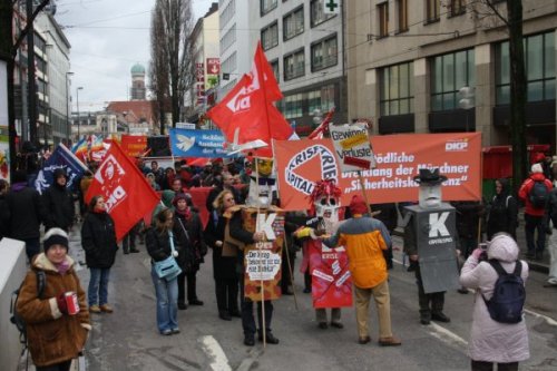 2013 Münih Güvenlik Zirvesi Protesto Edildi