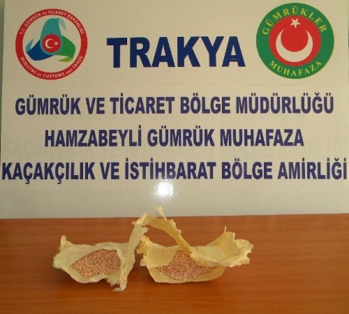 5 bin 550 adet Uyuşturucu Hapı Bacağına Sardı