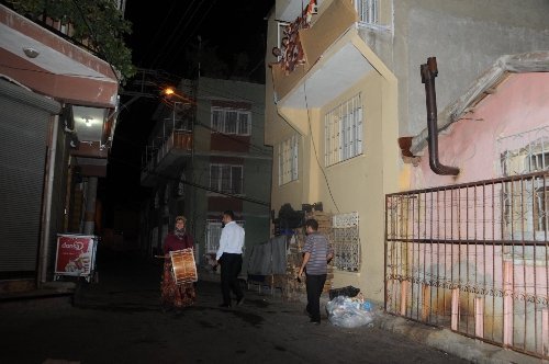 60 Yaşındaki Davulcu Ayşe Teyze