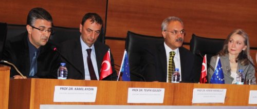 AB Bilgi Merkezi’nden, Önce Panel, Sonra Konser