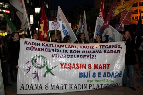 Adana’da Kadınlar ‘Şiddet Ve Tacize’ Karşı Yürüdü
