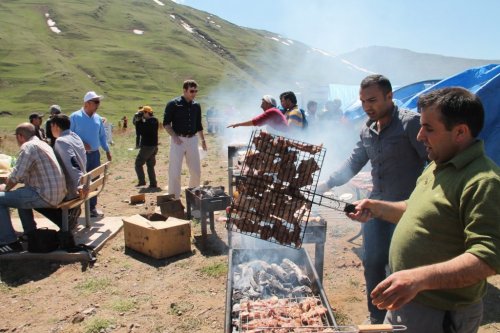 Ağrı Dağı Eteklerinde Piknik Şenliği
