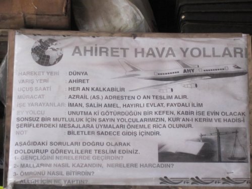 Ahiret Hava Yolları Yazısını Görenler Şaşırıyor
