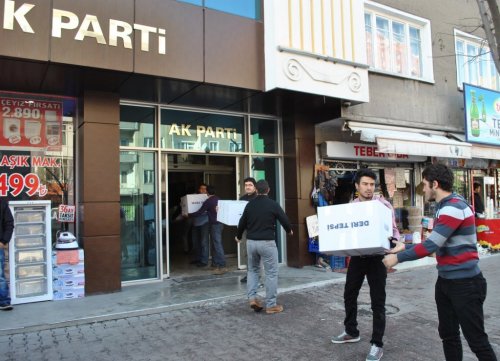 Ak Parti Kayseri Teşkilatından Suriyelilere Yardım