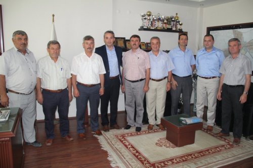 Ak Partili Başkan Adayı Manisa'ya Göz Koydu