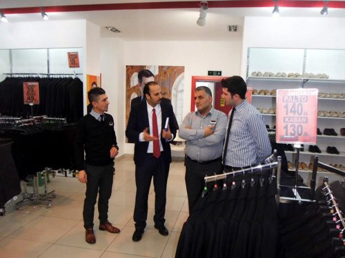 Ak Parti'li Turgut Aydın Esnafının Sorunlarını Dinledi