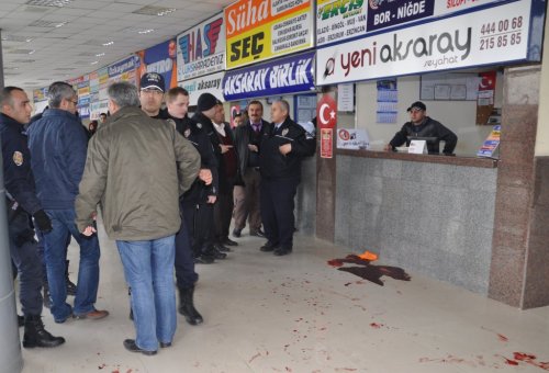 Aksaray’da Bıçak Ve Sopalı Kavga: 2 Yaralı