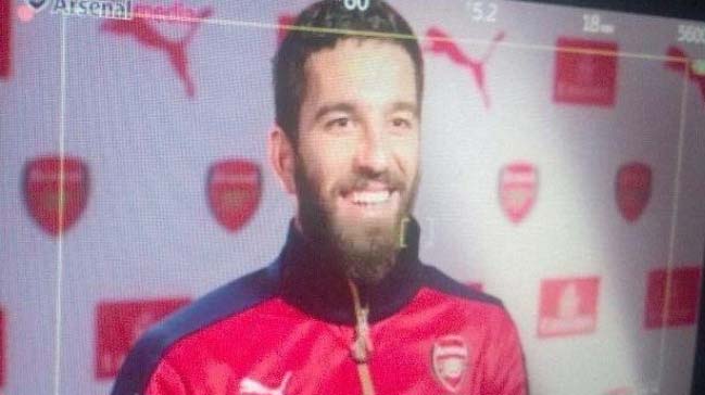 arda-turan-arsenal.jpg