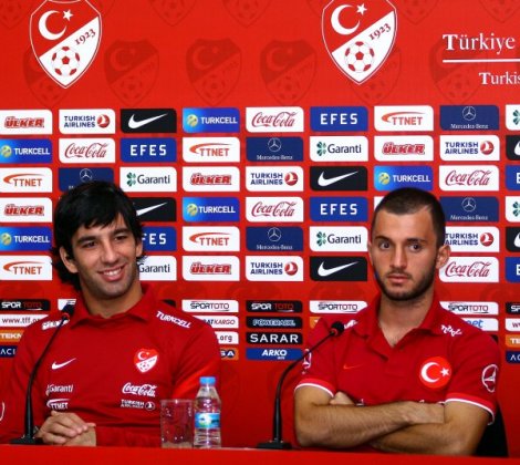 arda-turan-emre-colak.jpg