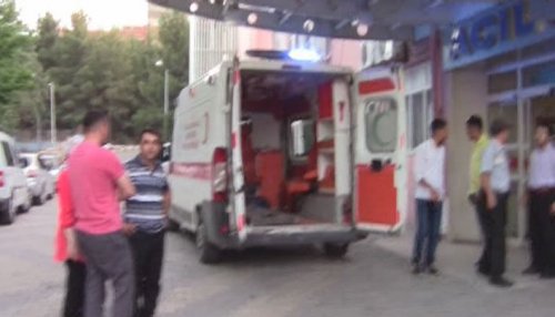 Askeri Araç Kaza Yaptı: 3 Yaralı