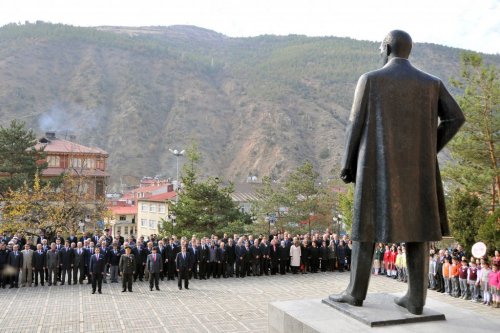 Atatürk Gümüşhane’de De Anıldı