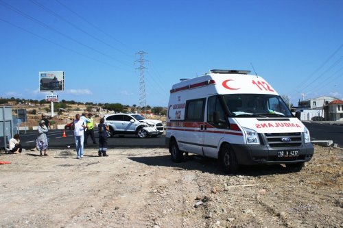 Ayvalık’ta Trafik Kazası: 3 Yaralı