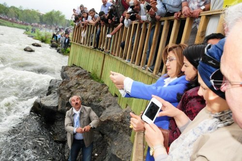 Bakan Şahin'in Van Gezisi