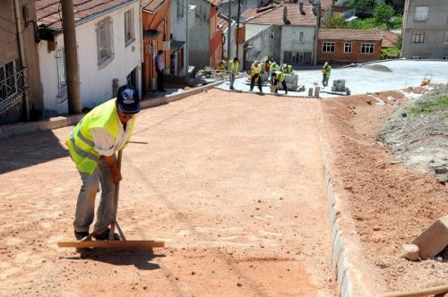 Balıkesir'de Asfaltlar Yenileniyor