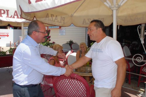 Başkan Altungün Esnafla Bayramlaştı