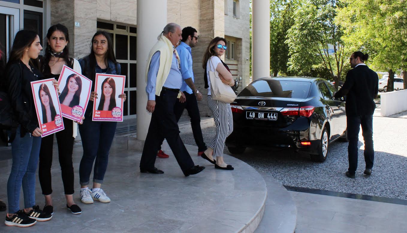 bayter2-001.jpg bayter2-001.jpg