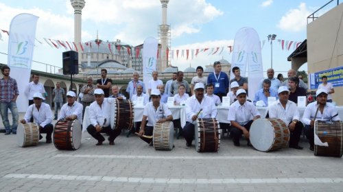 Beylikdüzü’nde Ramazan Davulcuları Yarıştı