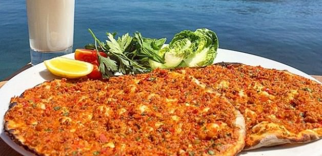 bir_lahmacun_ve_ayran_75_lira_oldu_1433585272_5101.jpg