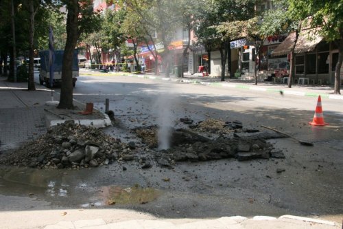 Bursa'da Doğalgaz Borusu Patladı