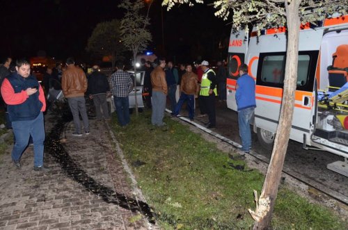 Bursa'da Kamyon Faciası: 4 Yaralı