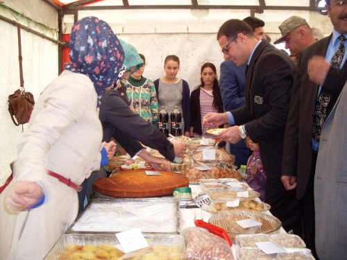 Çaldıran’da Engelliler Yararına Kermes