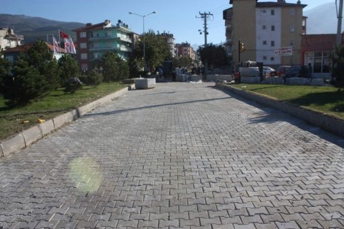 Çay’da Üst Yapı Çalışmaları Devam Ediyor