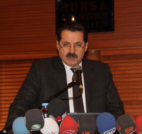 Çelik Tutuklu Gazetecilerin Durumunu Değerlendirdi