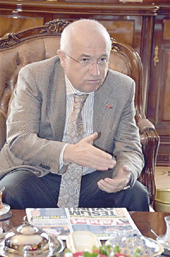 cemil-cicek-001.jpg