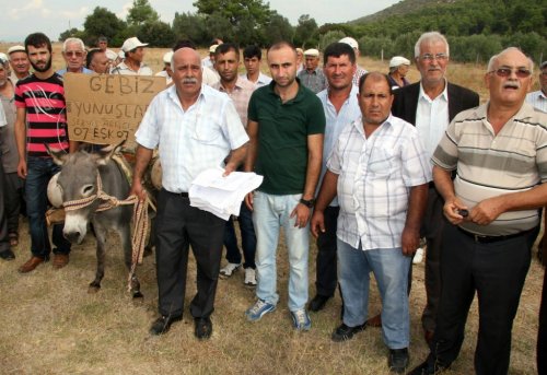 Çiftçilerden Eşekli Eylem