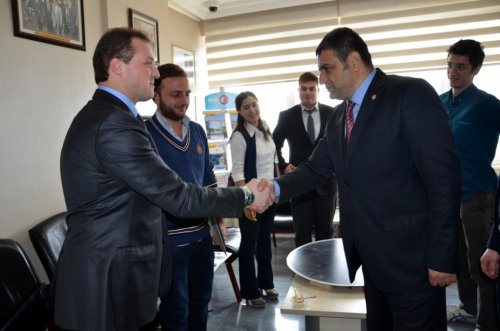 Çomü Robot Ekibinden Rektör Laçiner’e Ziyaret