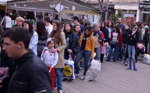 Çöpe Karşı Kitap Kampanyası