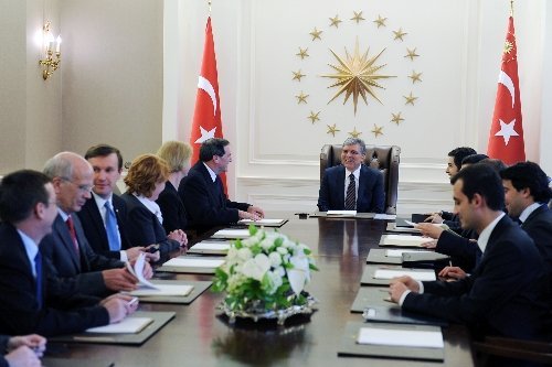 Cumhurbaşkanı Gü Donnelly’i kabul etti