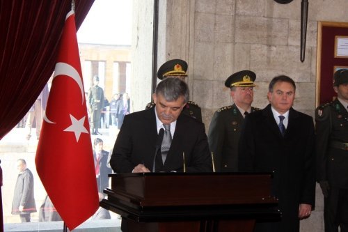 Cumhurbaşkanı Gül Anıtkabir'de