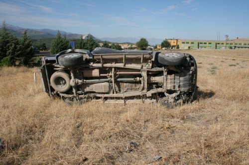 Denizli’de Trafik Kazası: 2 Ölü, 5 Yaralı