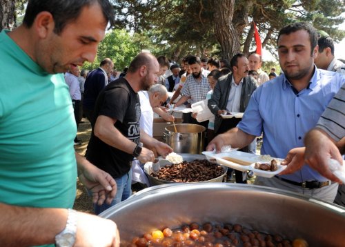 Dolu Baba Hazretleri Dualarla Anıldı