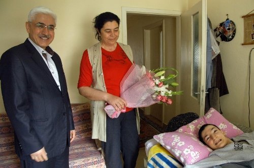 Engelli Anneleri ‘Yılın Annesi’ Seçildi