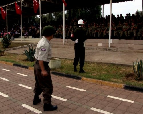 Engelli Asker Tabura Üçlü Çektirdi