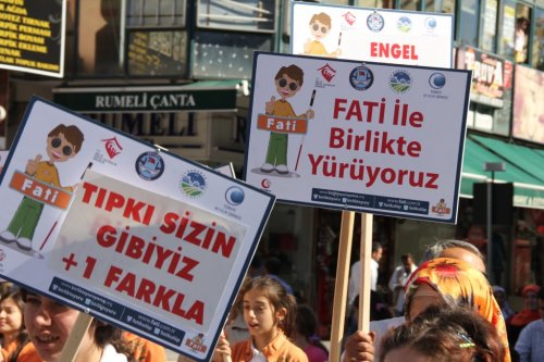 Engelli Çocuklar Fati İle Yürüdü