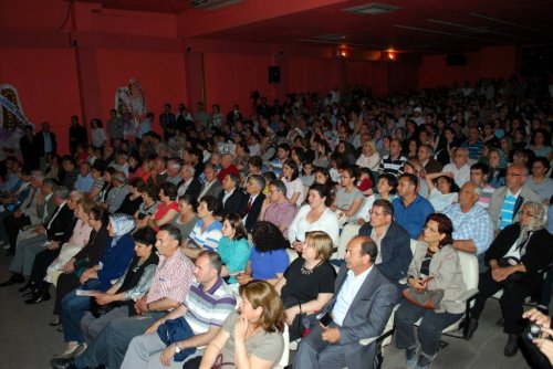 Ertaş Sevgisi Salona Sığmadı
