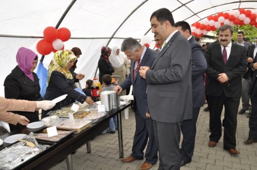 Fakir Öğrenciler Yararına Kermes