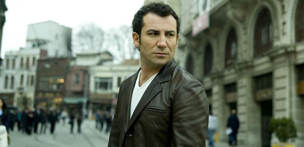 ferhat_gocer_konserini_erteledi13466953730_h920822.jpg