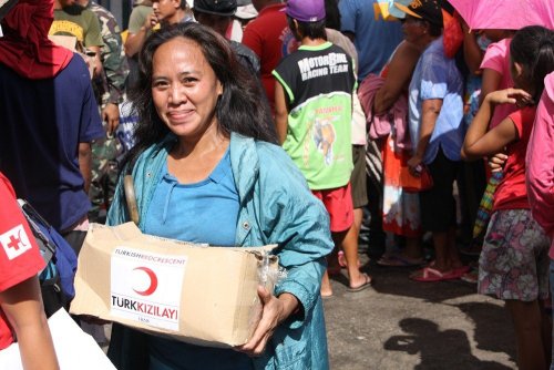 Filipinler’de Gözyaşının Yerini Gülücükler Alıyor
